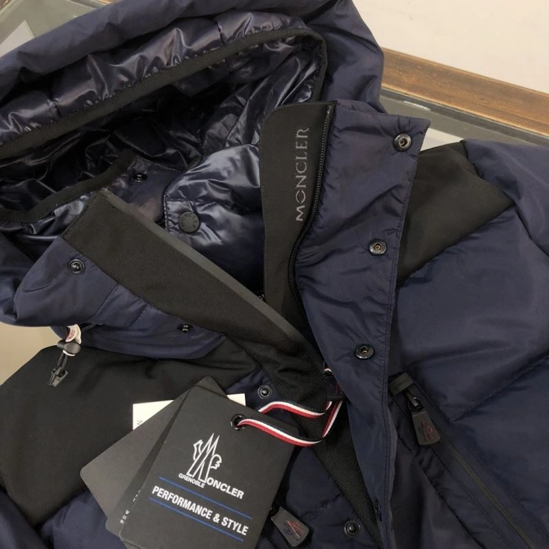 Moncler Down Jackets AllSeason 144552