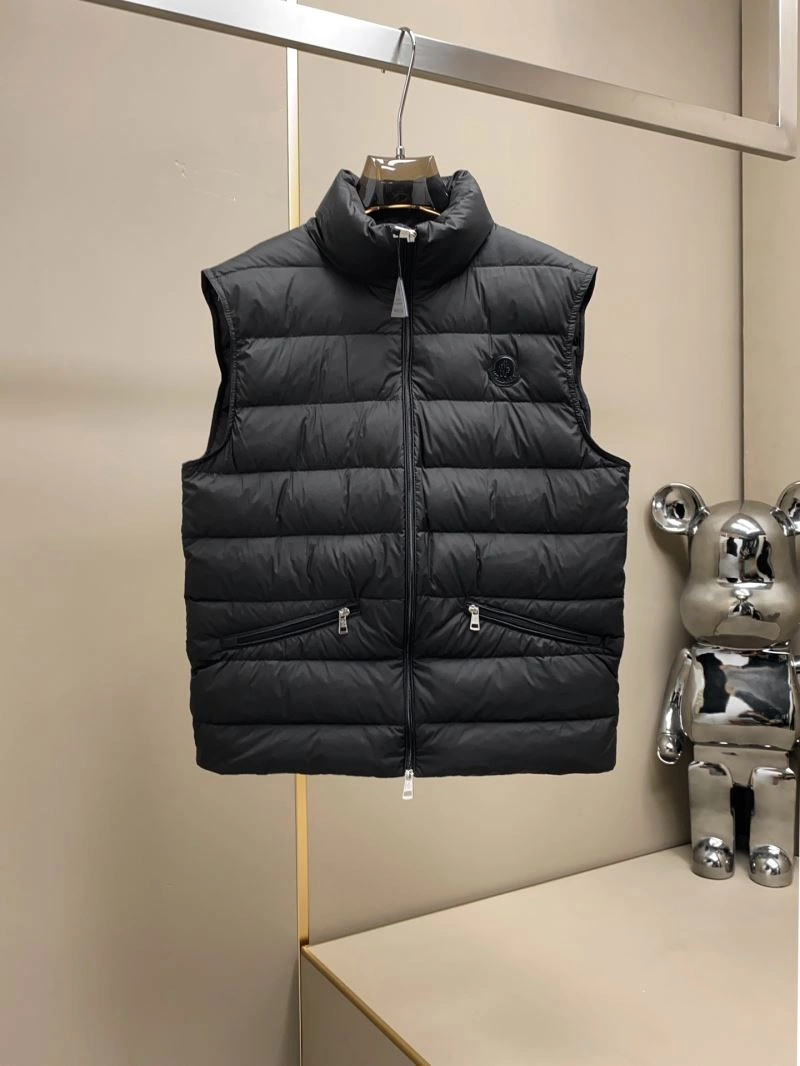 Moncler Down Jackets Elegant 144562