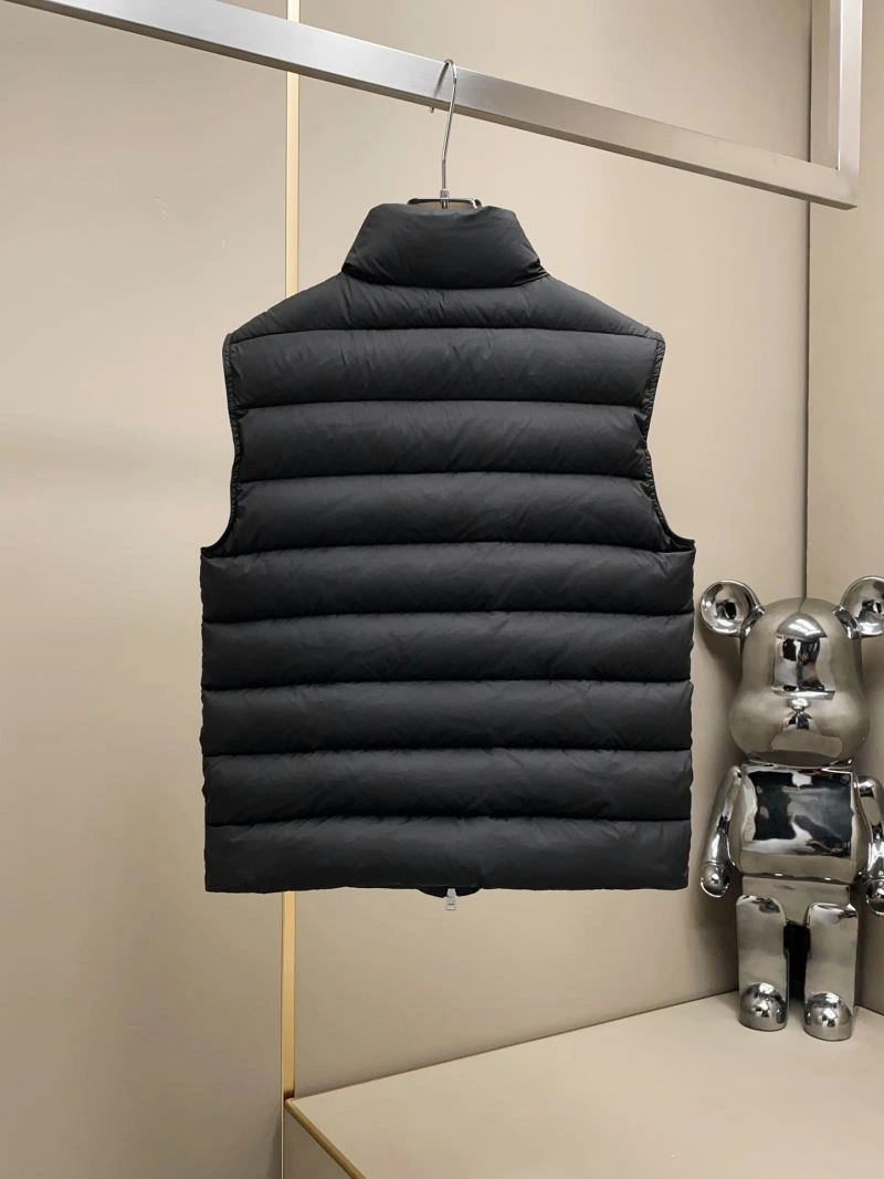 Moncler Down Jackets Elegant 144562