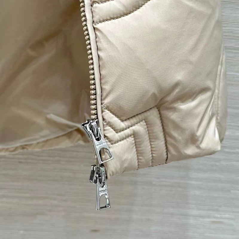 Moncler Down Jackets WeatherProof 144549