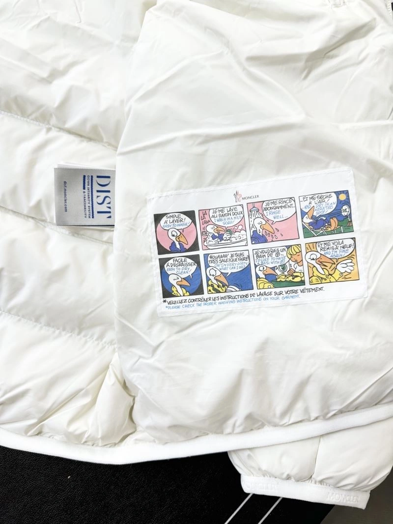 Moncler Down Jackets Elegant 144578