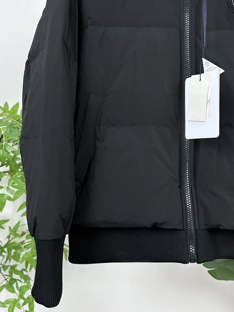 Moncler Down Jackets Unisex 144544