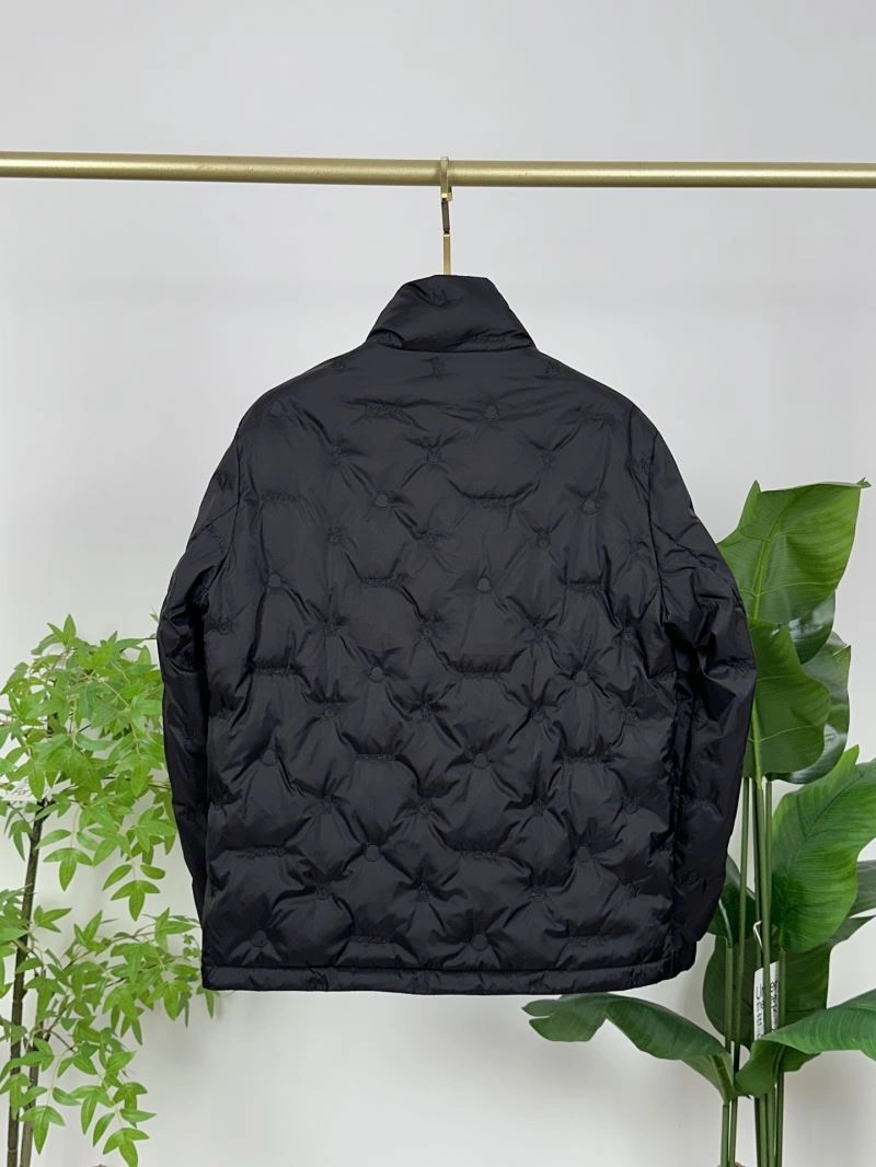 Unisex Moncler Down Jackets 144543