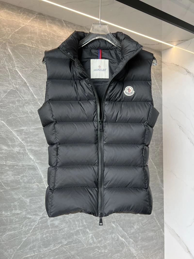 Moncler Down Jackets Trendsetting 144540