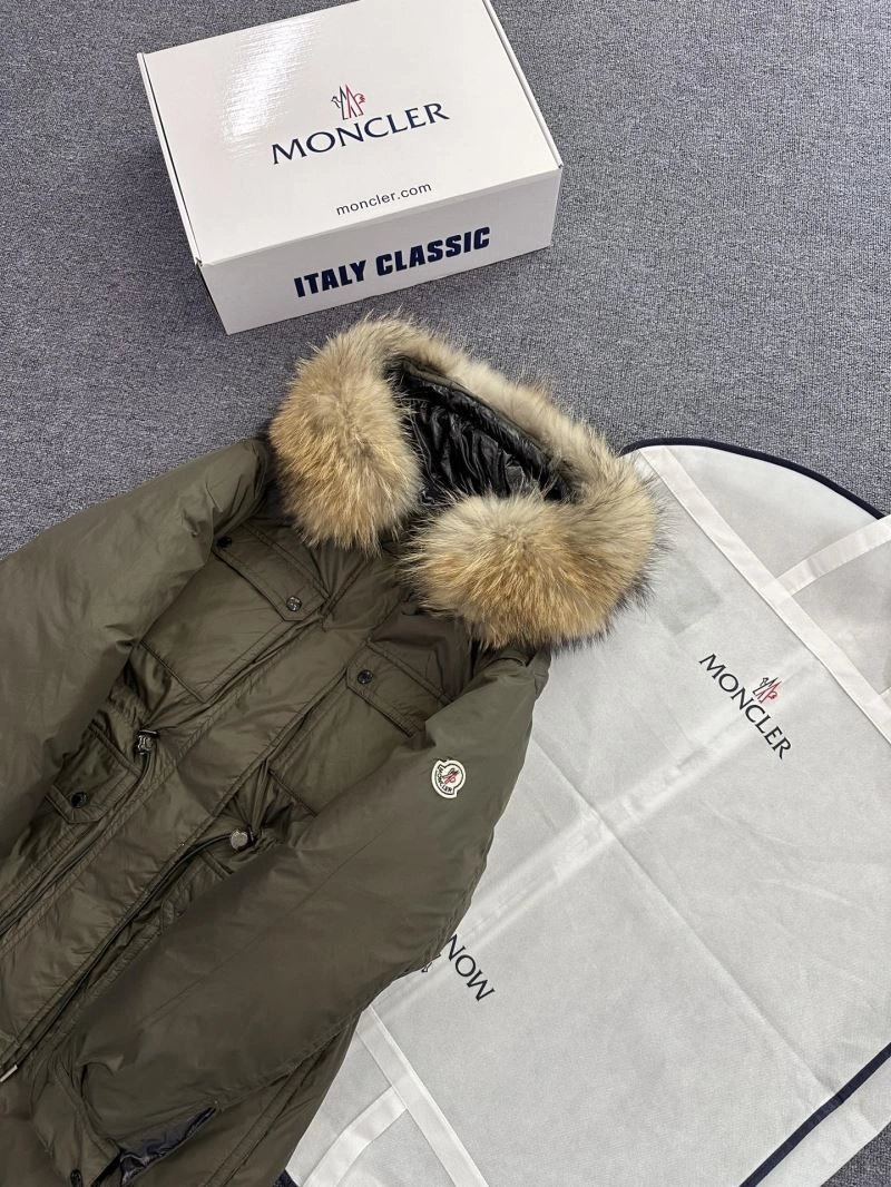 FashionForward Moncler Down Jackets 144541