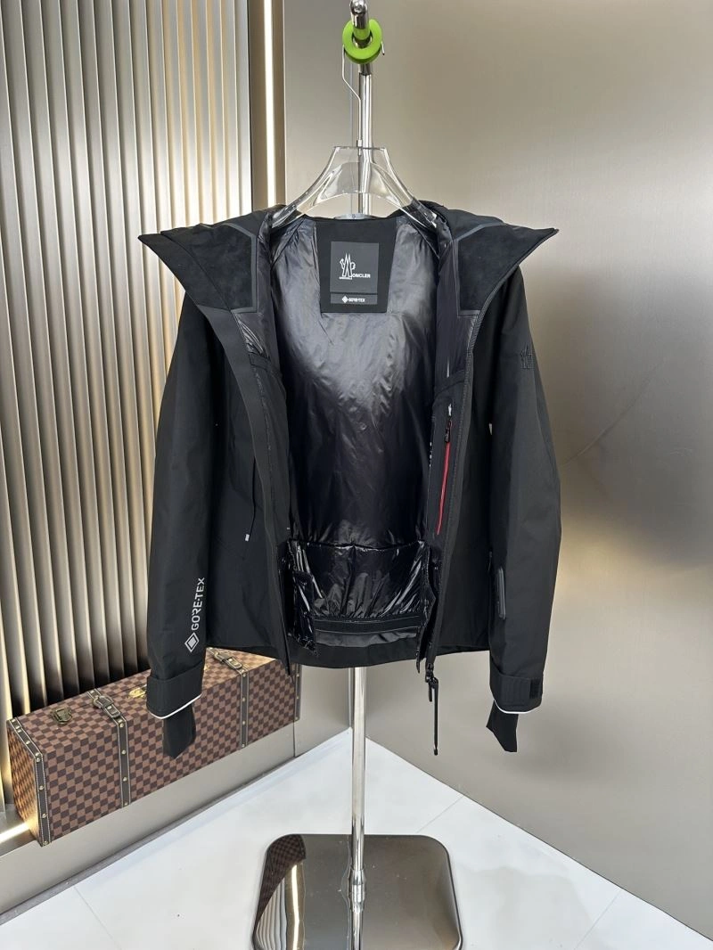 Bright Moncler Down Jackets 144528