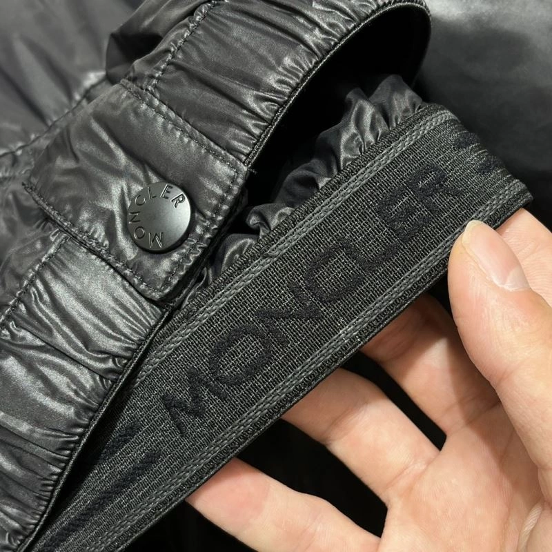 TravelReady Moncler Down Jackets 144517