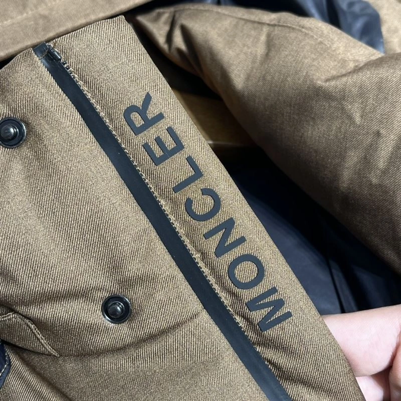 TravelReady Moncler Down Jackets 144517