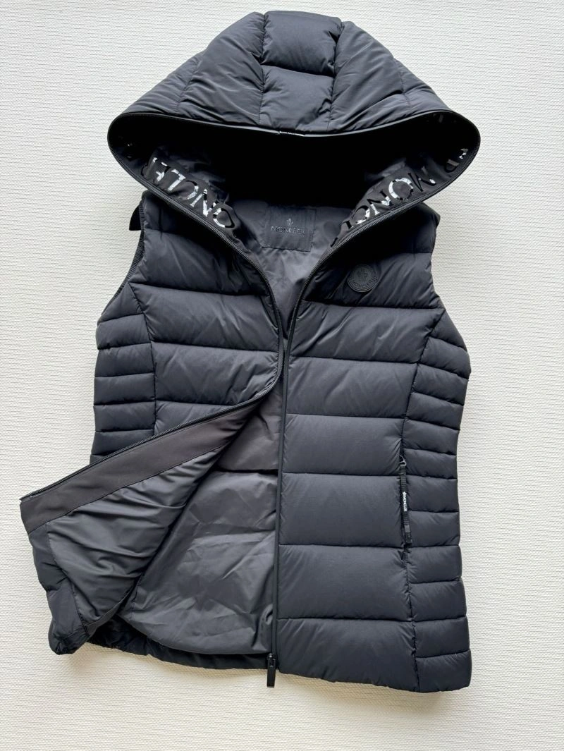 Moncler Down Jackets Youthful 144525