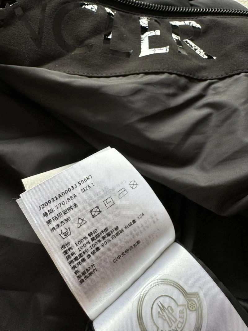 Moncler Down Jackets Youthful 144525