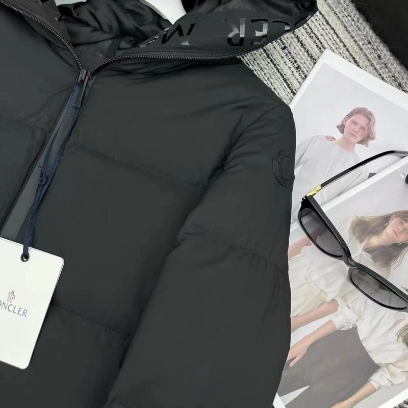 FlexibleFit Moncler Down Jackets 144530