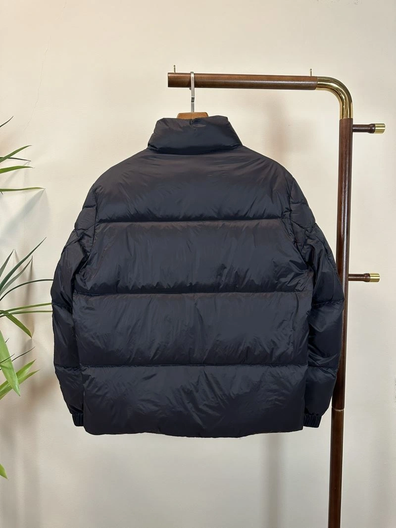 Moncler Down Jackets Bold 144527