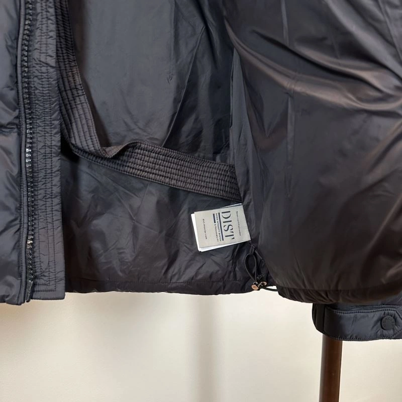 Moncler Down Jackets Bold 144527