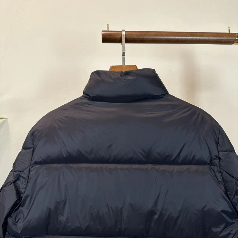 Moncler Down Jackets Bold 144527
