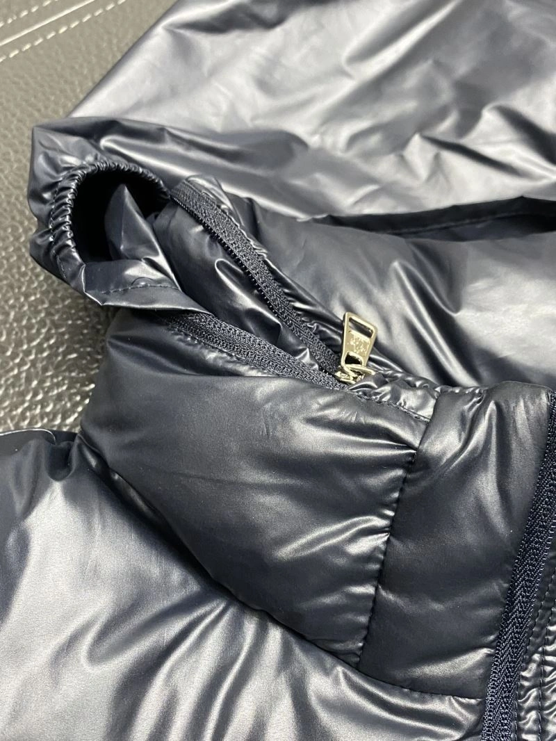 Moncler Down Jackets EasyCare 144508