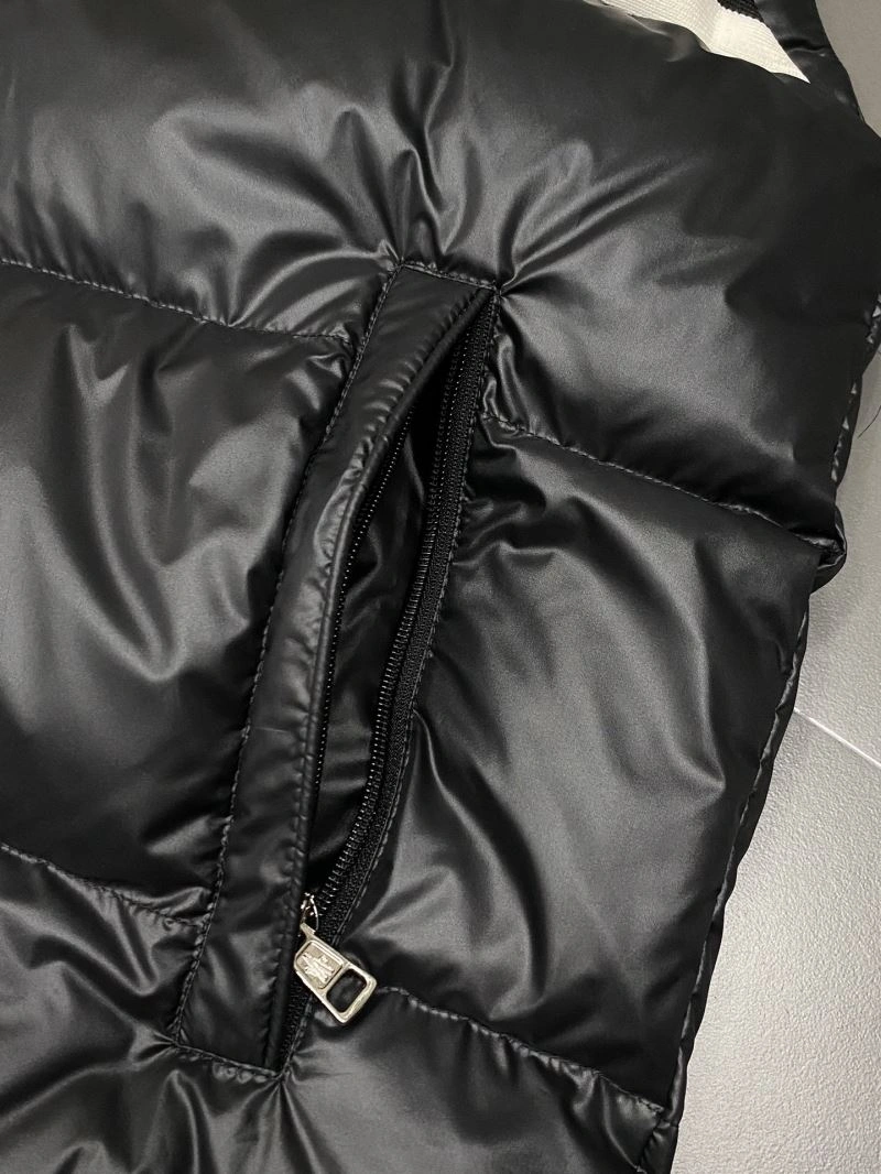 Lightweight Moncler Down Jackets 144510