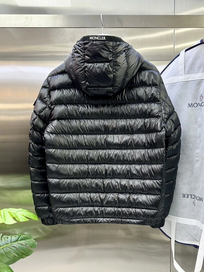 Moncler Down Jackets OdorResistant 144512