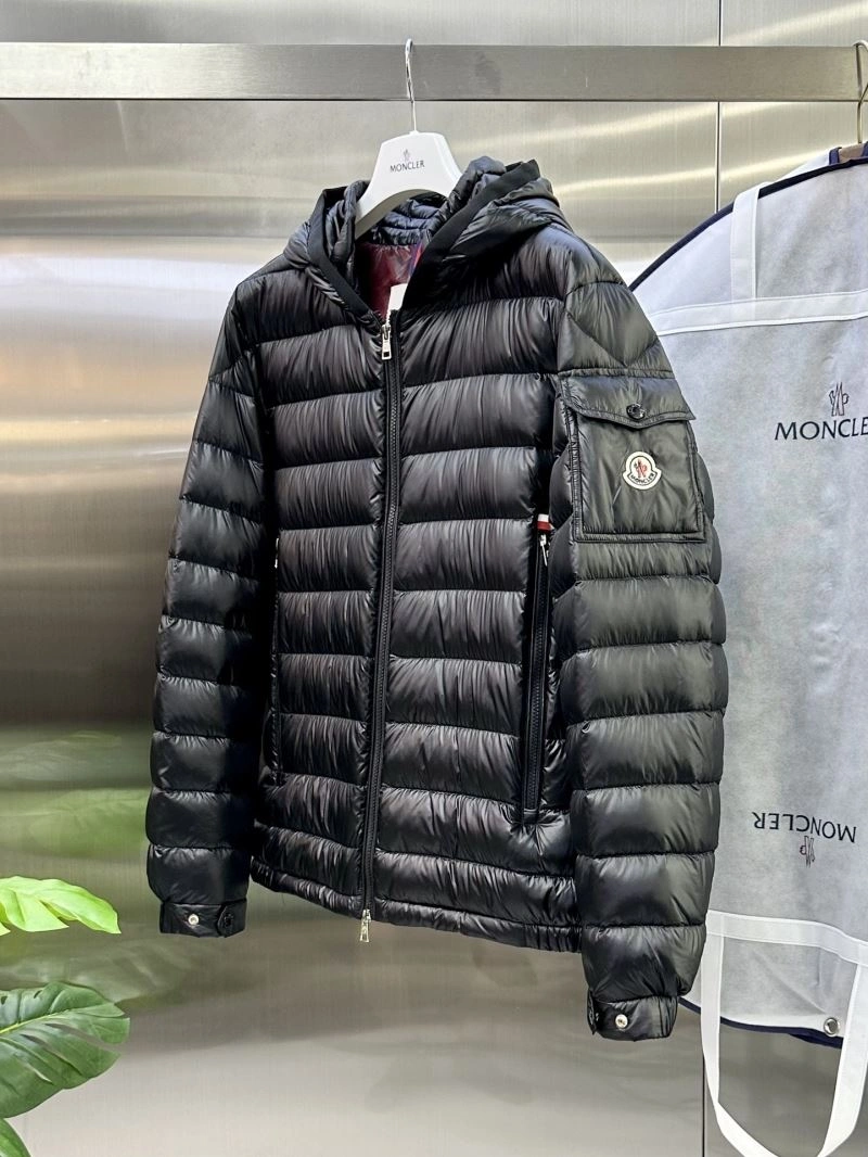 Moncler Down Jackets OdorResistant 144512