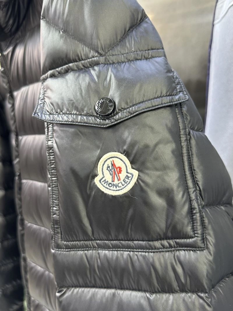 Moncler Down Jackets OdorResistant 144512