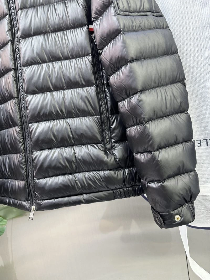 Moncler Down Jackets OdorResistant 144512