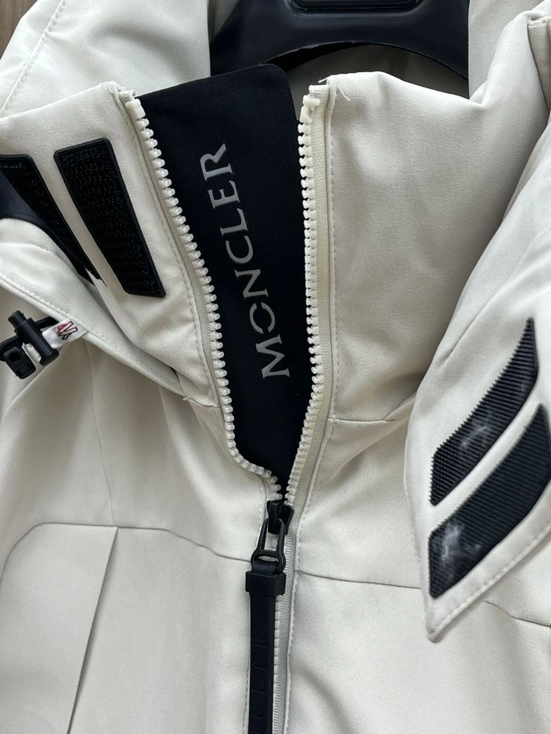 Trendsetting Moncler Down Jackets 144504