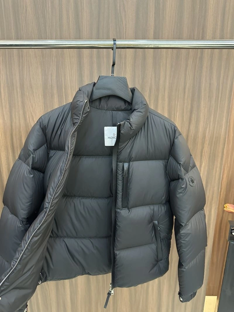 Elegant Moncler Down Jackets 144500