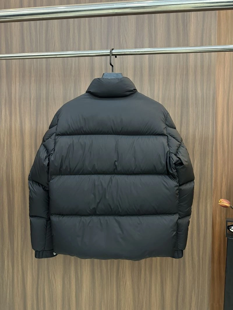 Elegant Moncler Down Jackets 144500