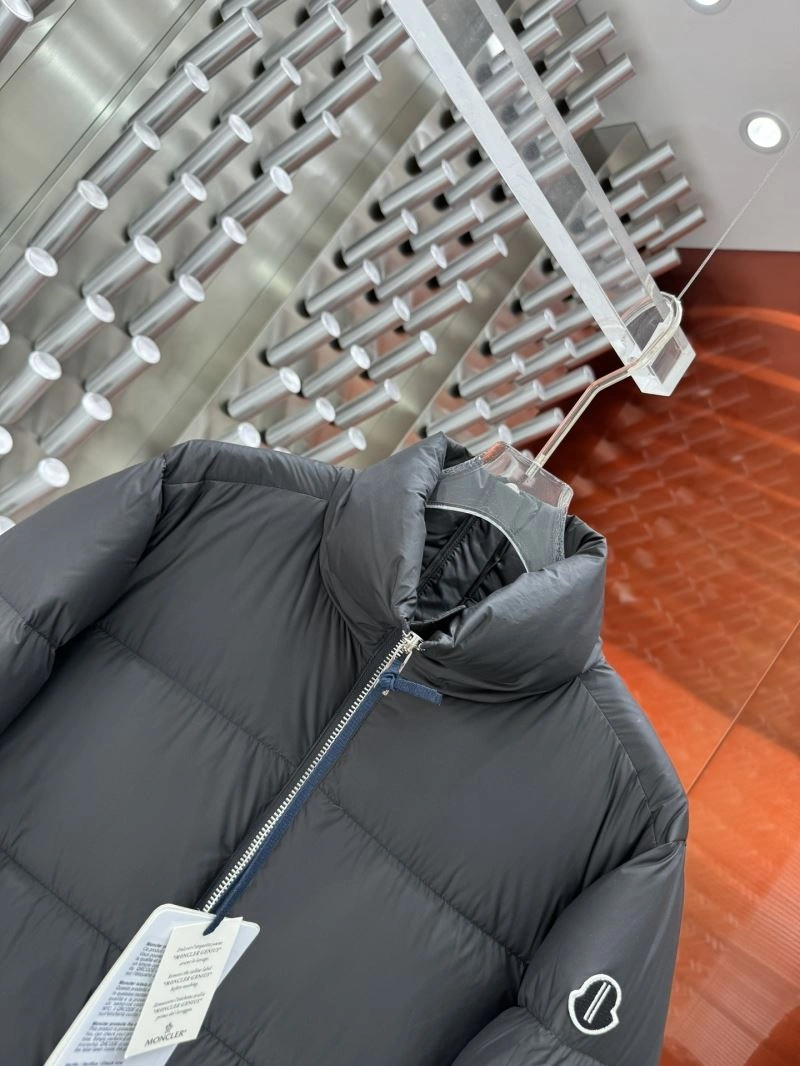 Moncler Down Jackets Sophisticated 144495