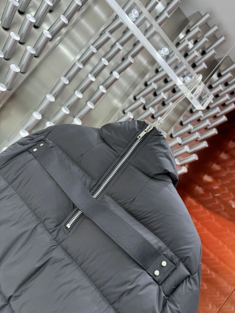 Moncler Down Jackets Sophisticated 144495