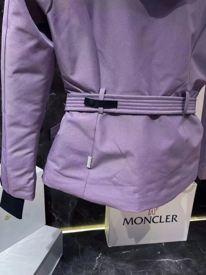 Moncler Down Jackets Supportive 144480