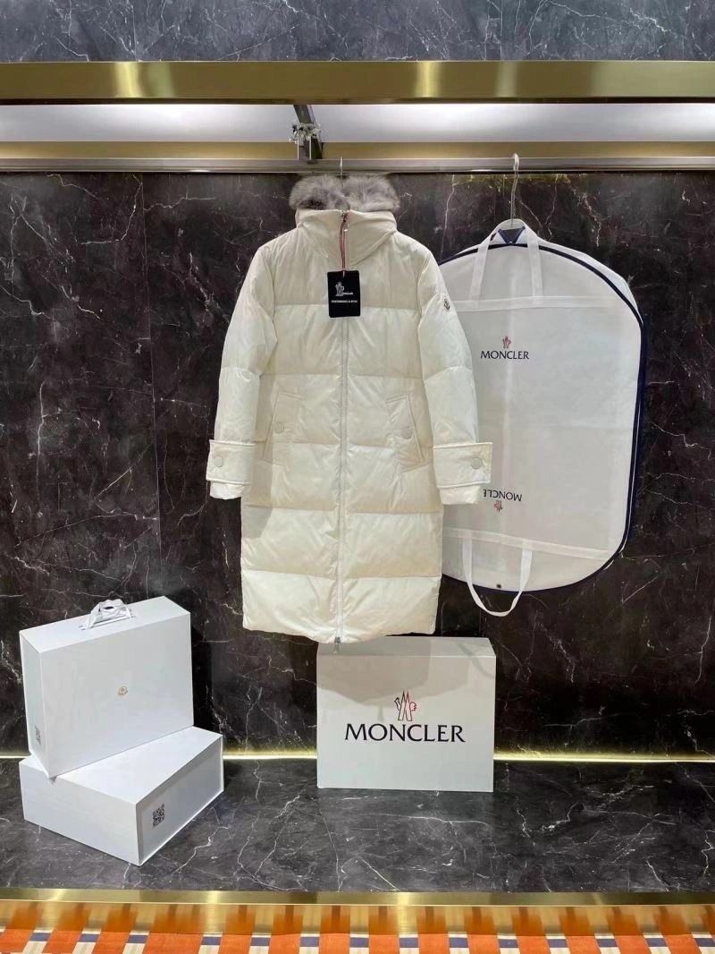 Moncler Down Jackets Comfortable 144479