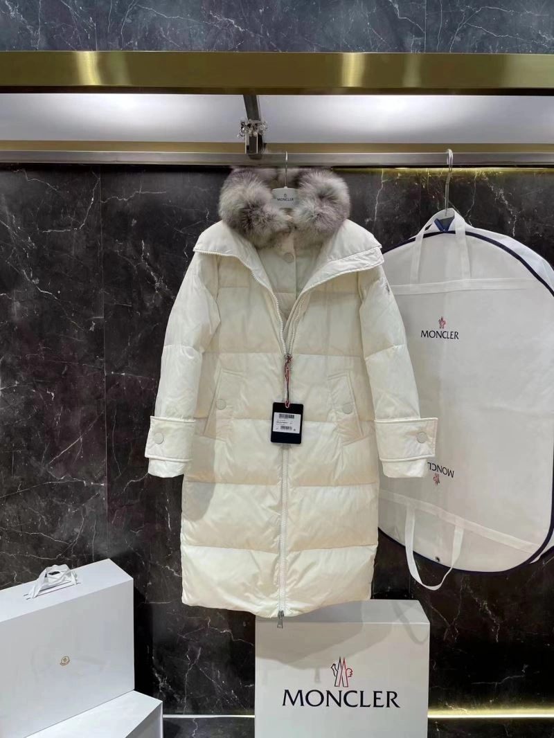 Moncler Down Jackets Comfortable 144479