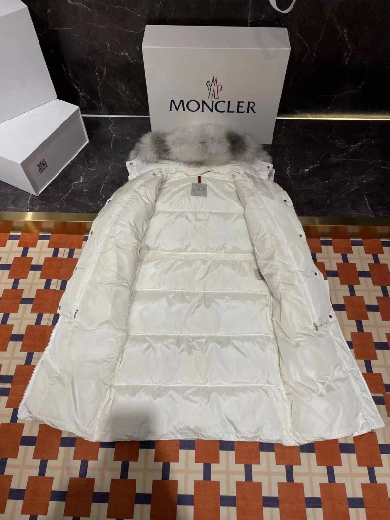 Moncler Down Jackets Comfortable 144479