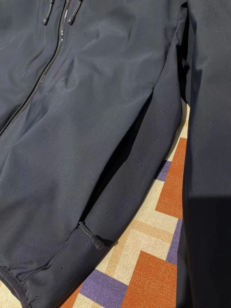 Moncler Down Jackets WellDesigned 144474