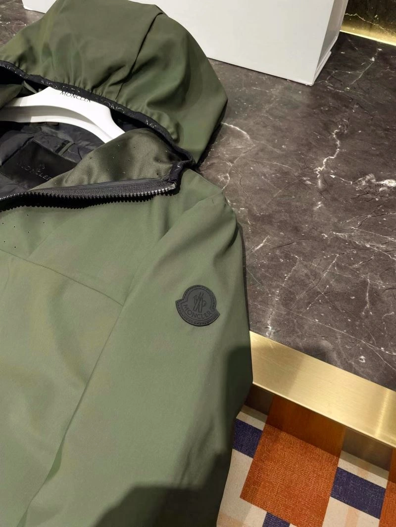 Lightweight Moncler Down Jackets 144481