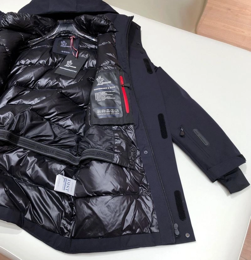 Moncler Down Jackets Functional 144483
