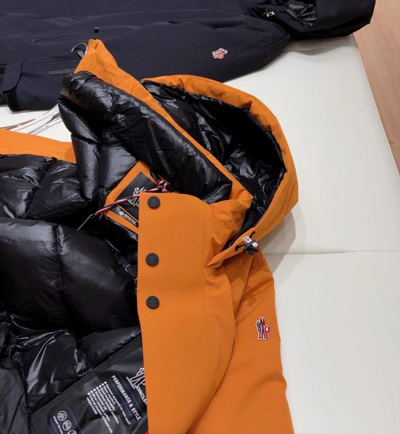 TravelReady Moncler Down Jackets 144488