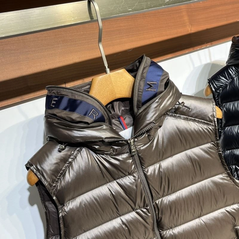Moncler Down Jackets OnTrend 144493