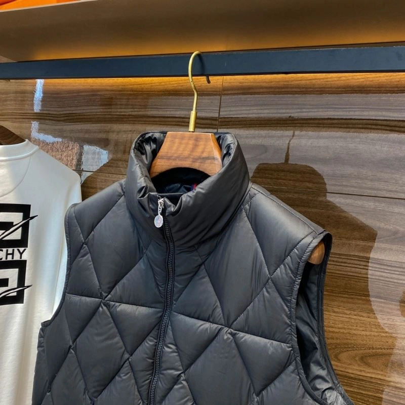 ComfortFit Moncler Down Jackets 144471
