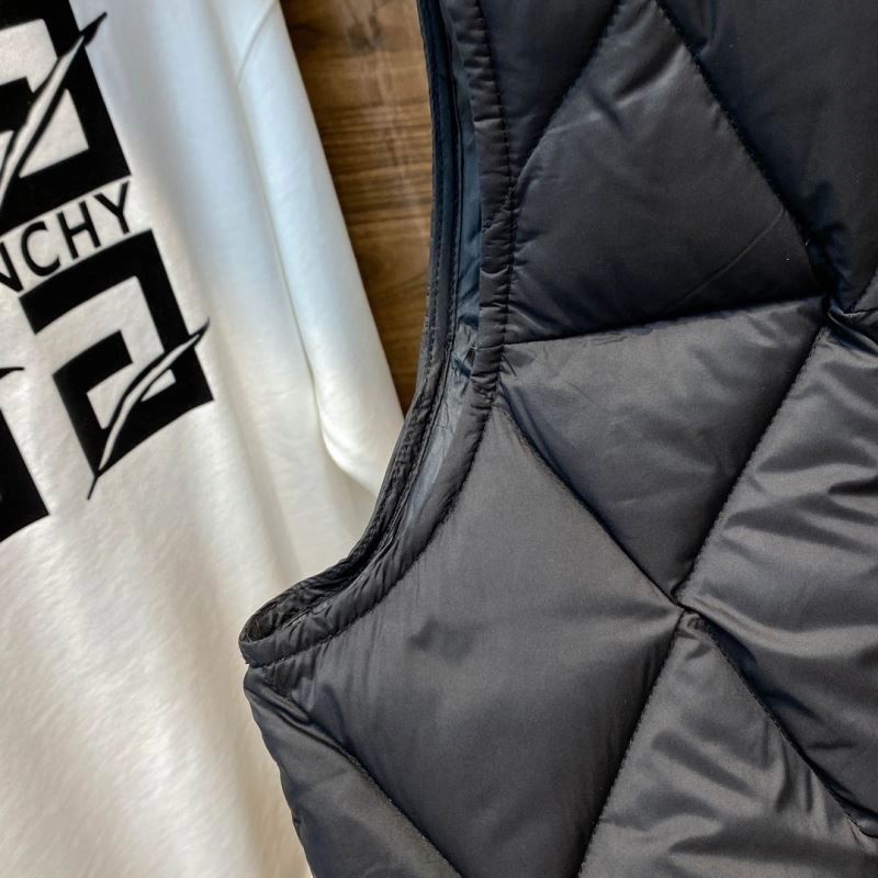 ComfortFit Moncler Down Jackets 144471