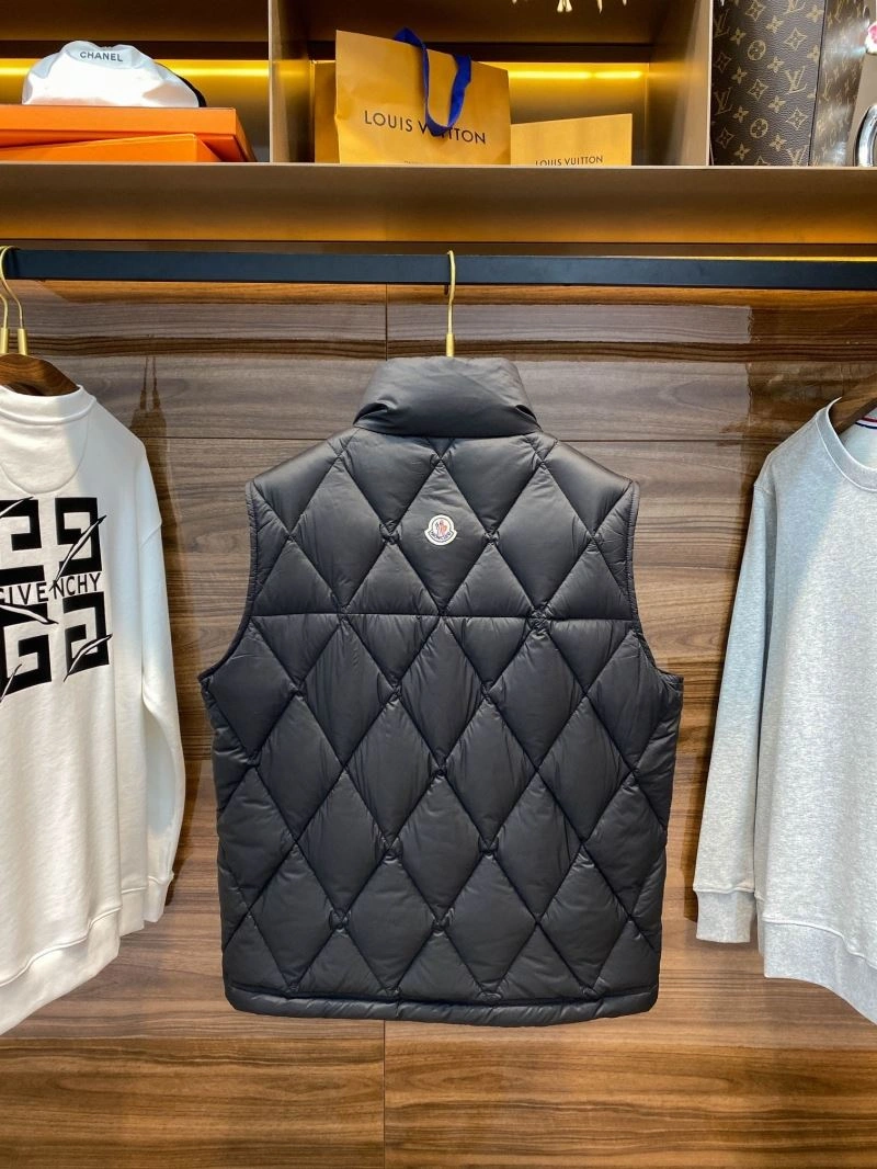 ComfortFit Moncler Down Jackets 144471
