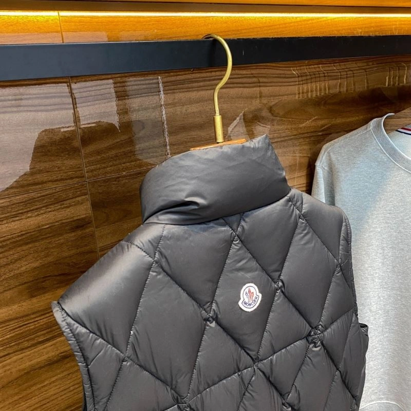 ComfortFit Moncler Down Jackets 144471
