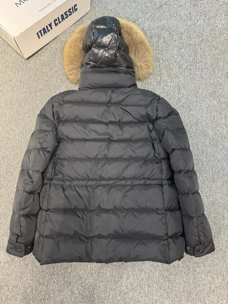 Moncler Down Jackets Elegant 144475