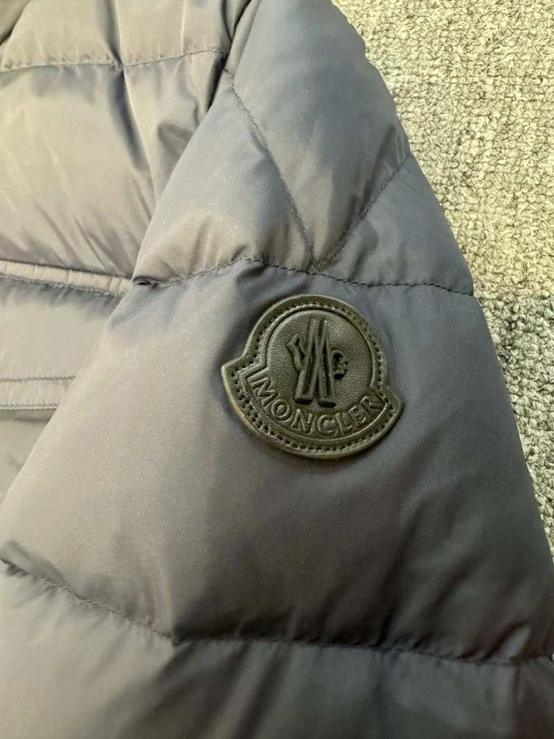 Moncler Down Jackets WaterResistant 144472