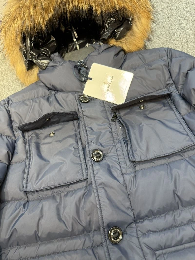 Moncler Down Jackets WaterResistant 144472