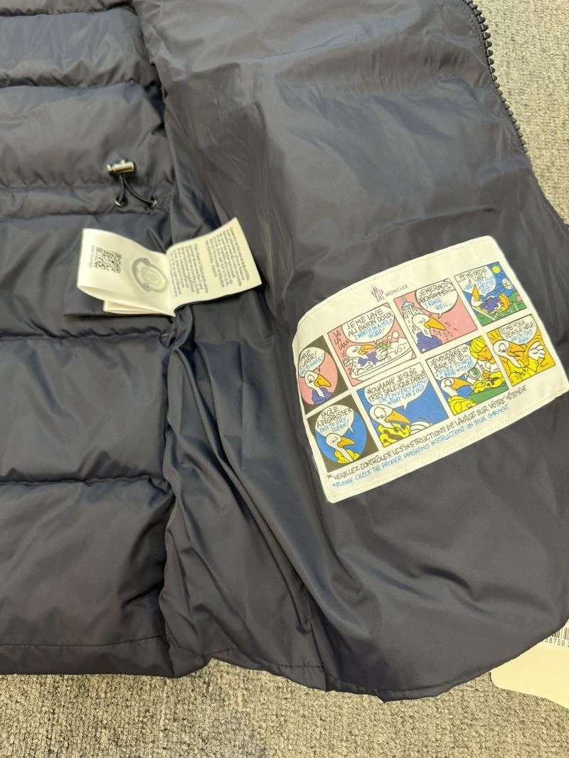 Moncler Down Jackets WaterResistant 144472
