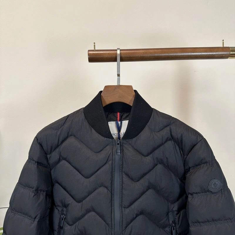 Moncler Down Jackets OnTrend 144470