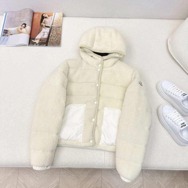 Moncler Down Jackets Bold 144467