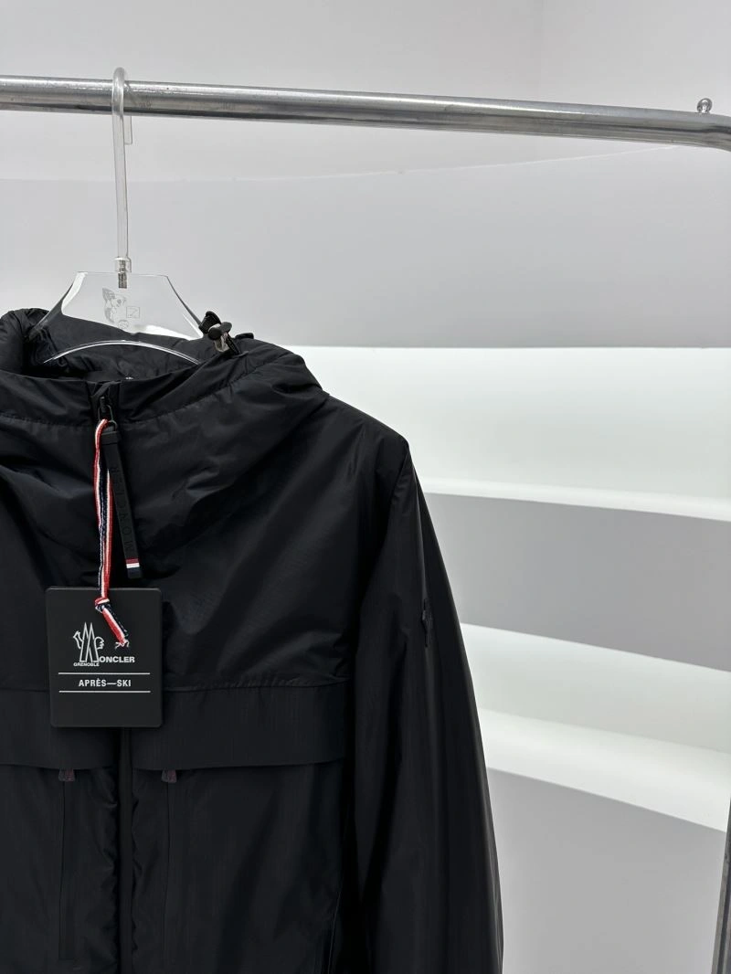 TravelReady Moncler Down Jackets 144460