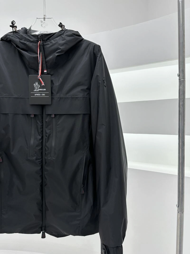 TravelReady Moncler Down Jackets 144460